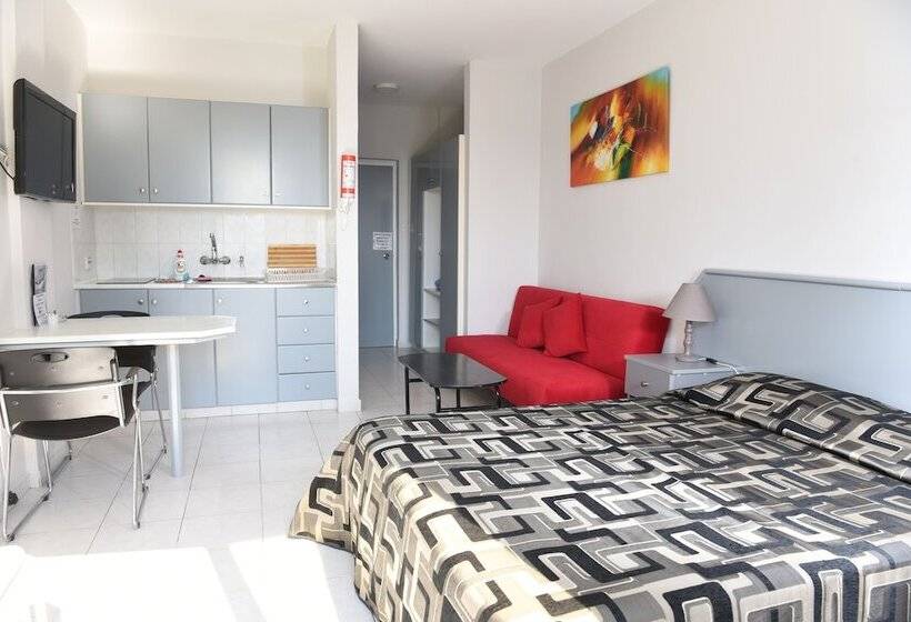 Tycoon Hotel Apartments