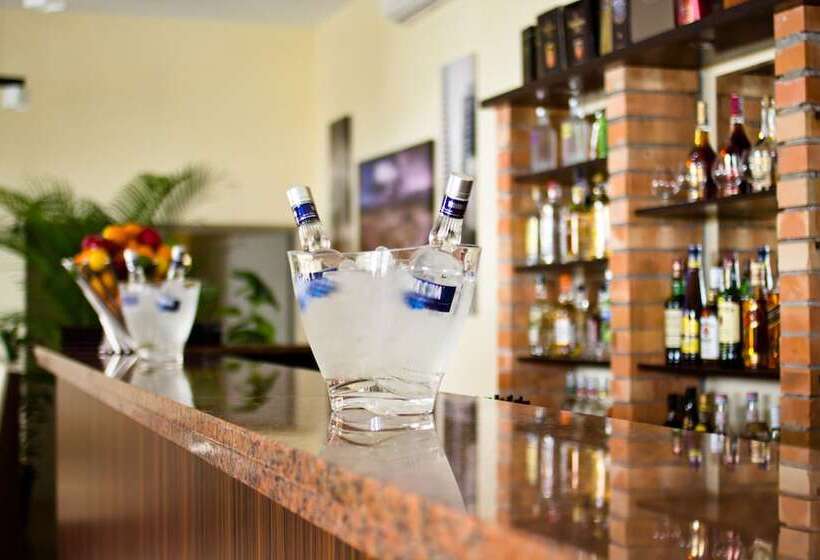 Versal Aparthotel Airport Modlin