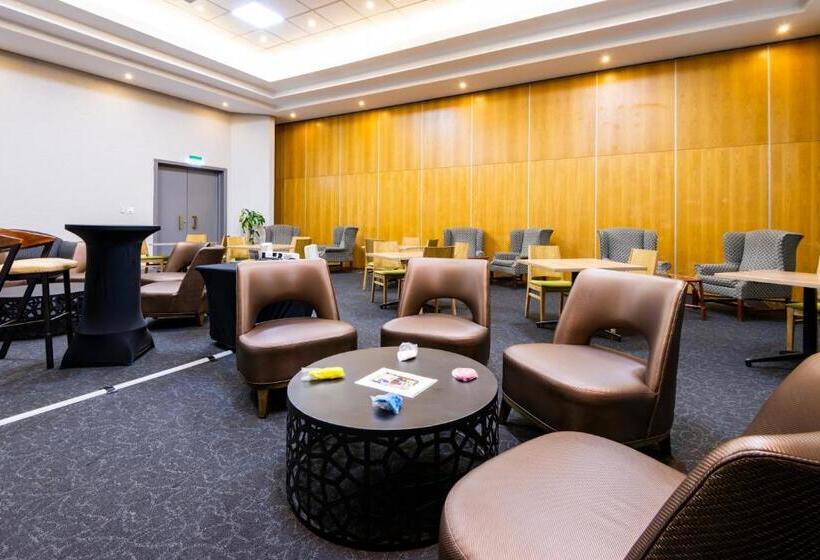 Aha Kopanong Hotel & Conference Centre