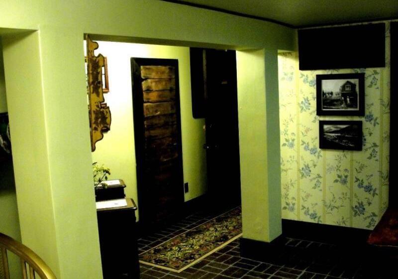 Alaska Heritage House Bed And Breakfast