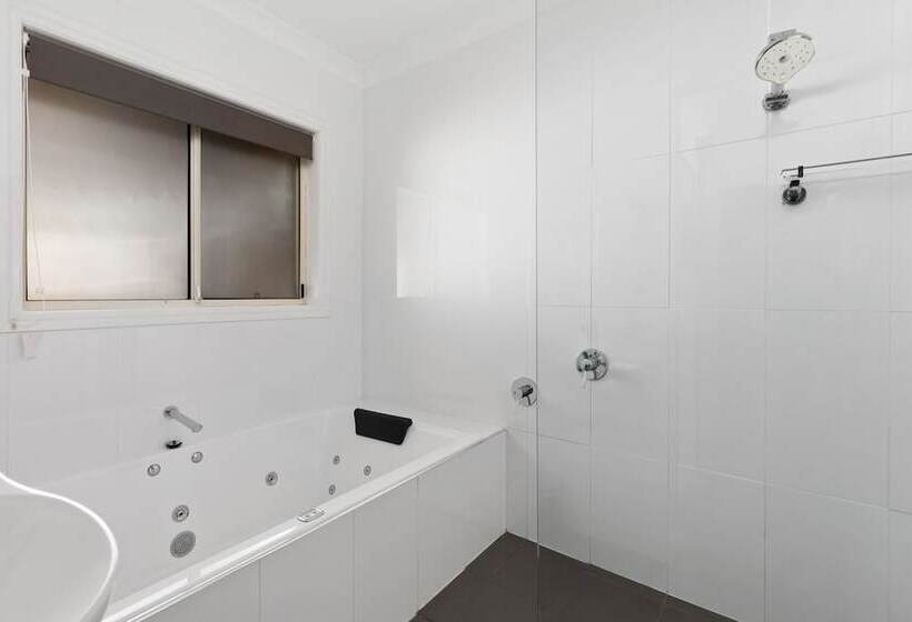 Apartments On Tolmie