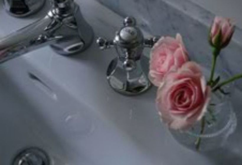 צימר Bishops Hall