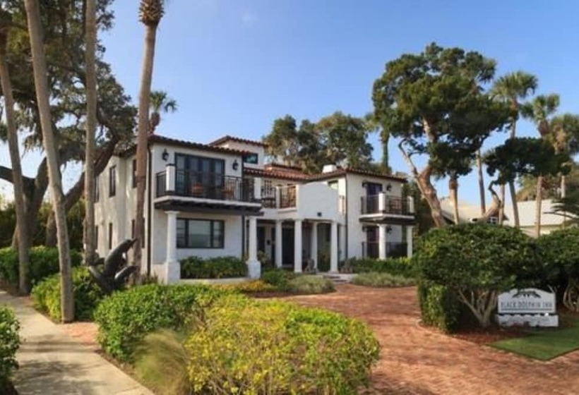 مبيت وإفطار Black Dolphin Inn