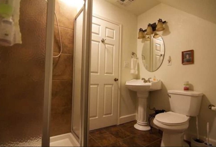 مبيت وإفطار Davis Mountains Inn