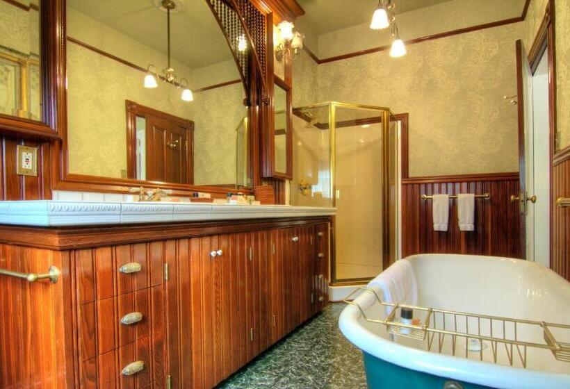 צימר Gingerbread Mansion