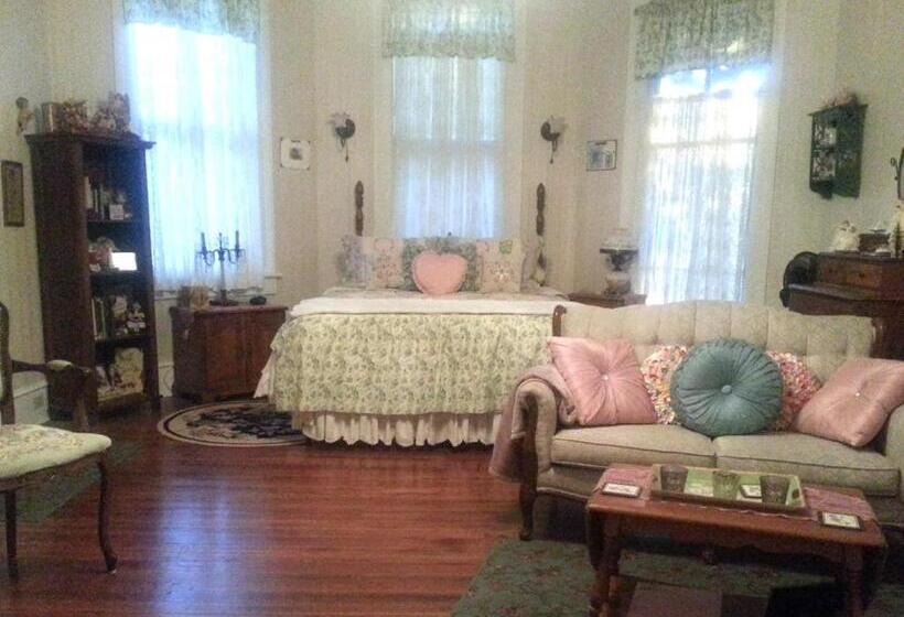 مبيت وإفطار Holly House Of Hamilton