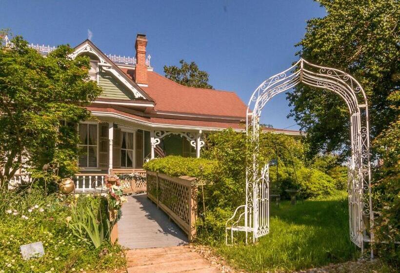 مبيت وإفطار Holly House Of Hamilton