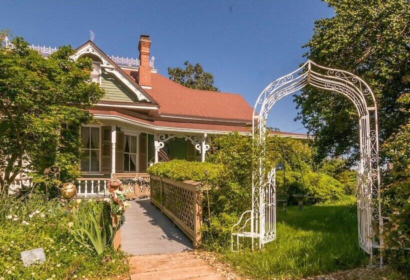 مبيت وإفطار Holly House Of Hamilton