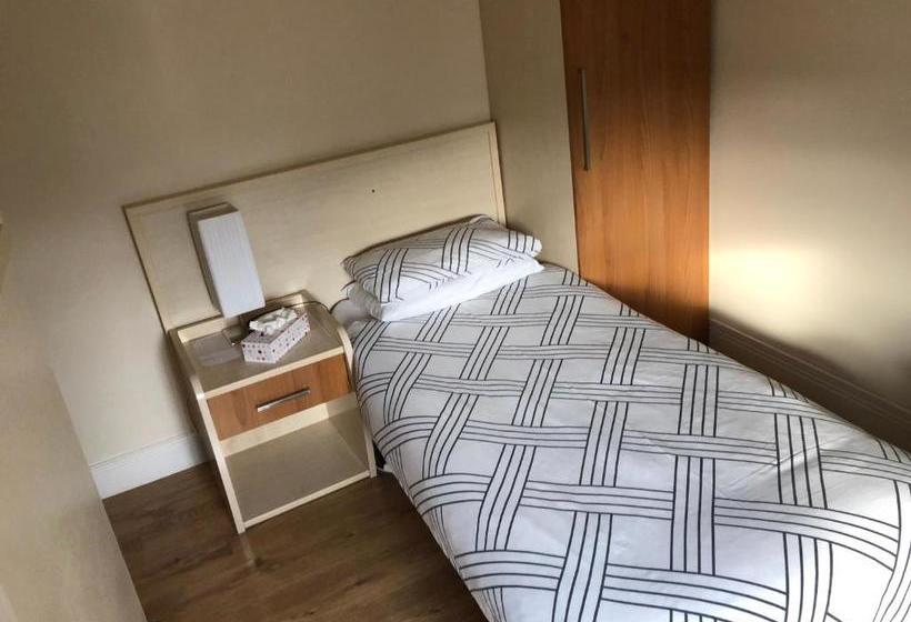 住宿加早餐 Inn On The Broadway