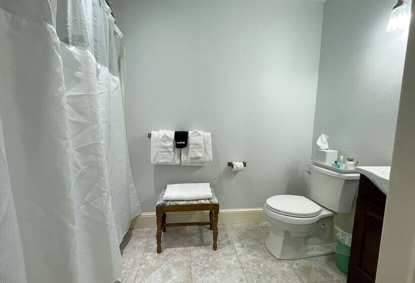 تختخواب و صبحانه Meadows Inn