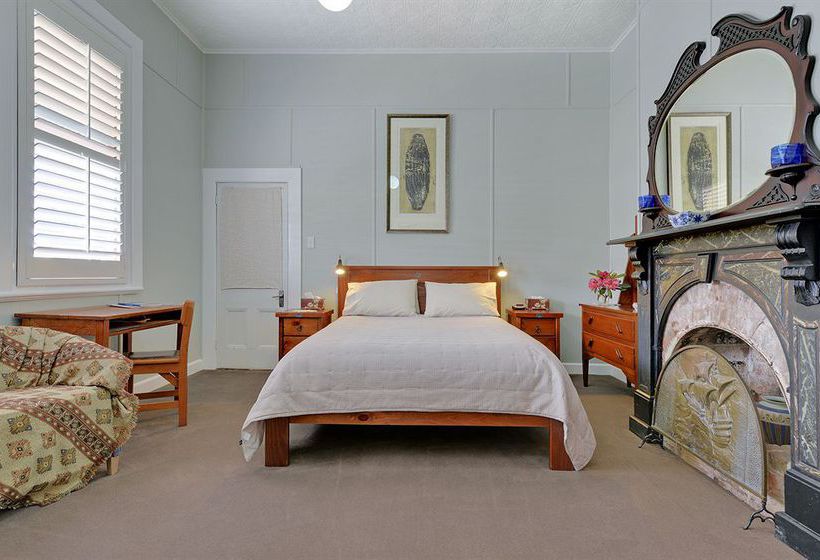 تختخواب و صبحانه Mt Lyell Anchorage