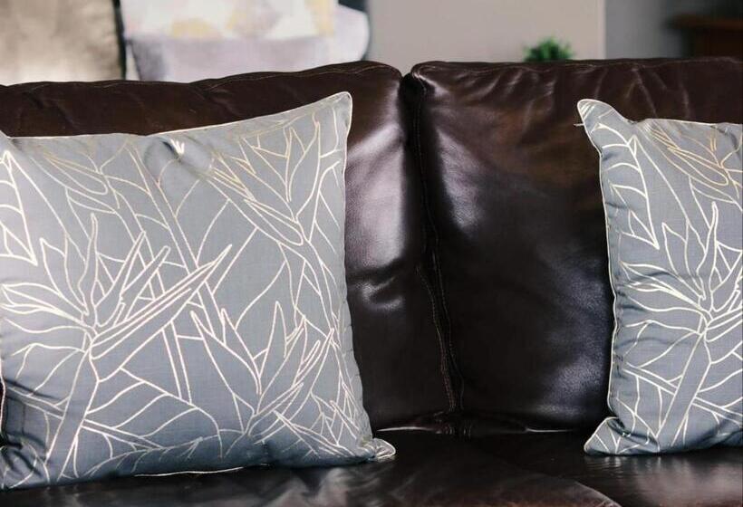 צימר Sea Whisper Guest House