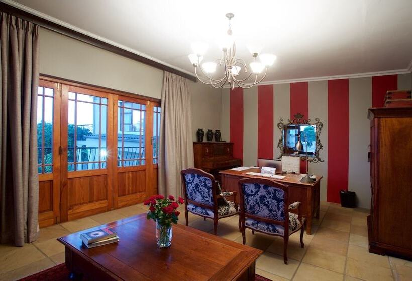 צימר Sea Whisper Guest House