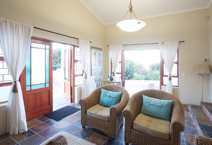 צימר Sea Whisper Guest House