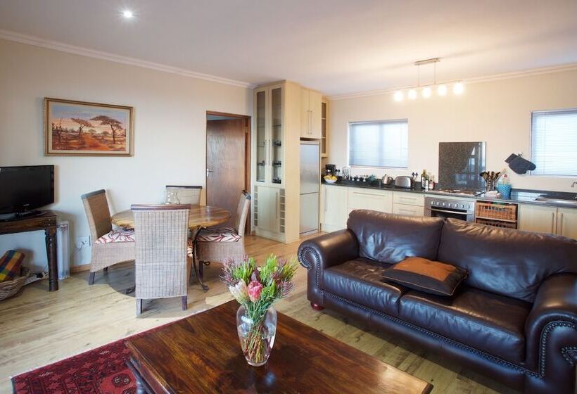 צימר Sea Whisper Guest House