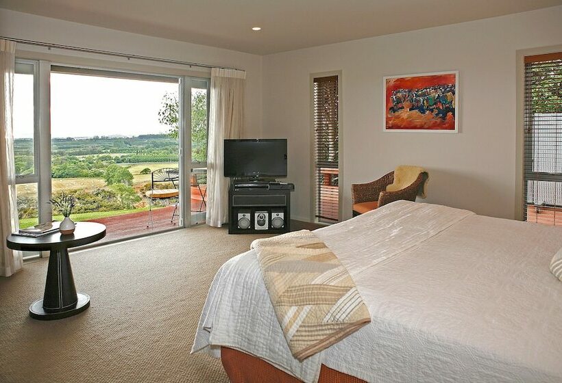 مبيت وإفطار Sugarloaf Lodge