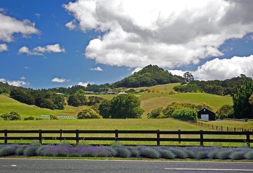 مبيت وإفطار Sugarloaf Lodge