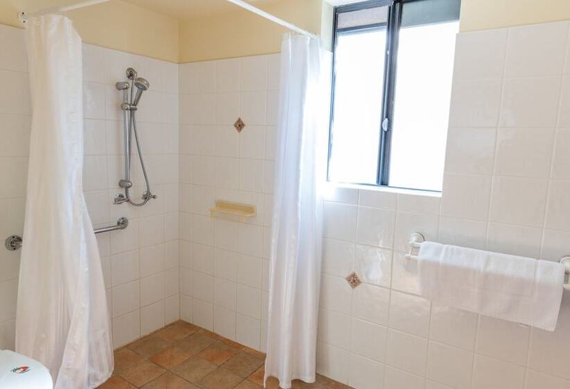 Belaire Place Motel Apartments