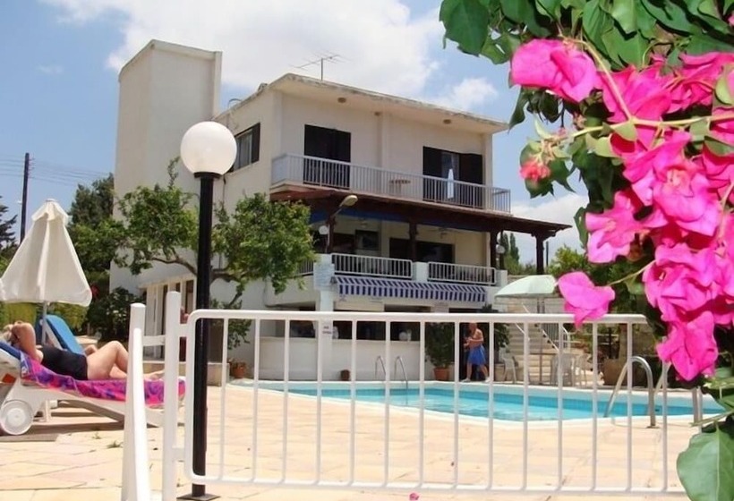 Bougainvillea Hotel Apartments