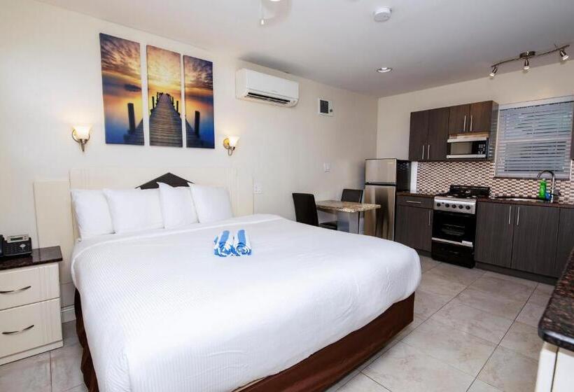 Caribbean Resort By The Ocean