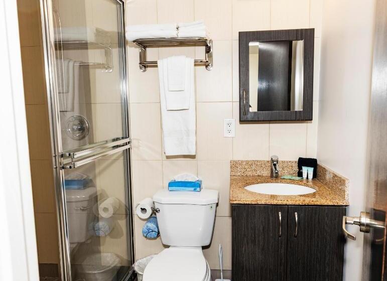 Caribbean Resort By The Ocean