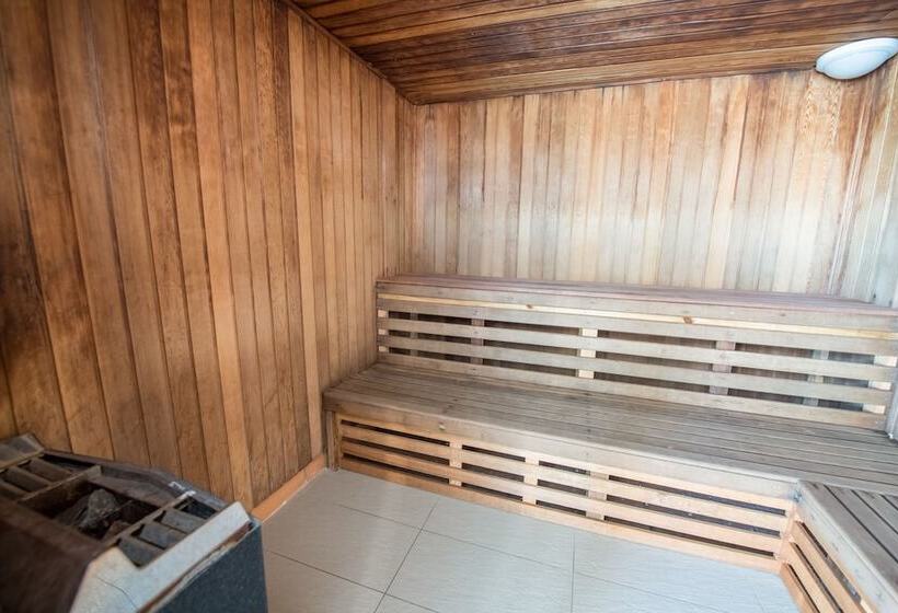 Centrepoint Apartments Caloundra