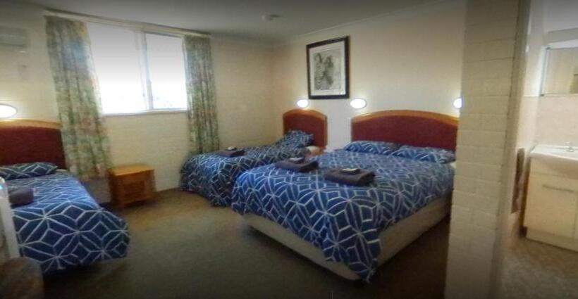 Clansman Motel