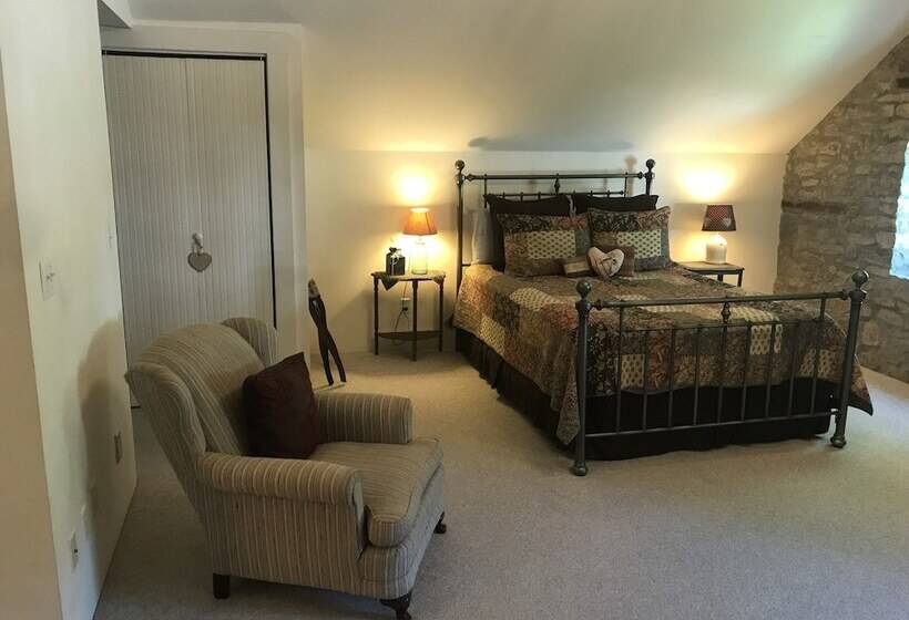 Corner George Inn Bed & Breakfast