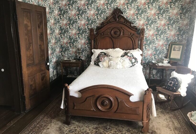 Corner George Inn Bed & Breakfast