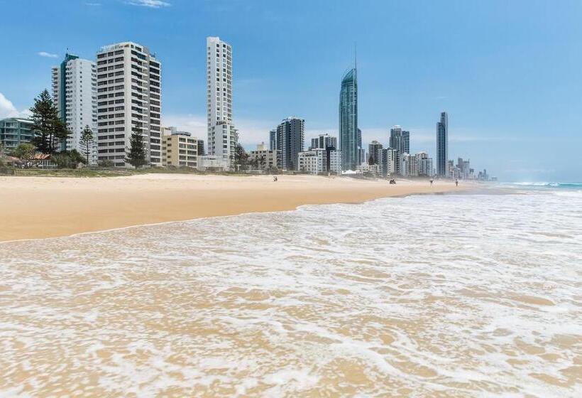 Dorchester On The Beach