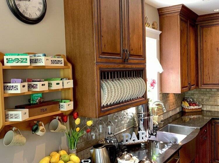 Eagle Rock Bed And Breakfast