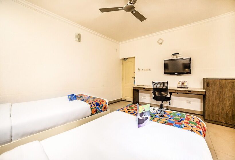 Fabhotel Flamingo Anna Nagar