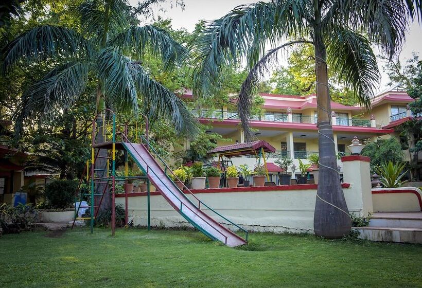 ホテル Adamo The Resort