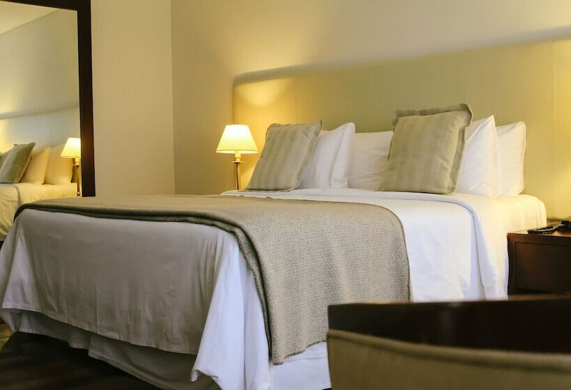 هتل Altos Del Arapey All Inclusive, Golf & Spa