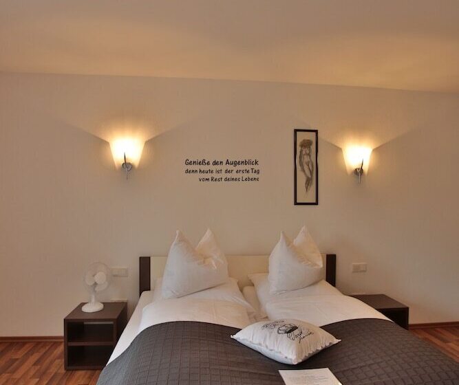 Отель Am Marktplatz