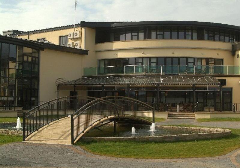 فندق Amber Springs