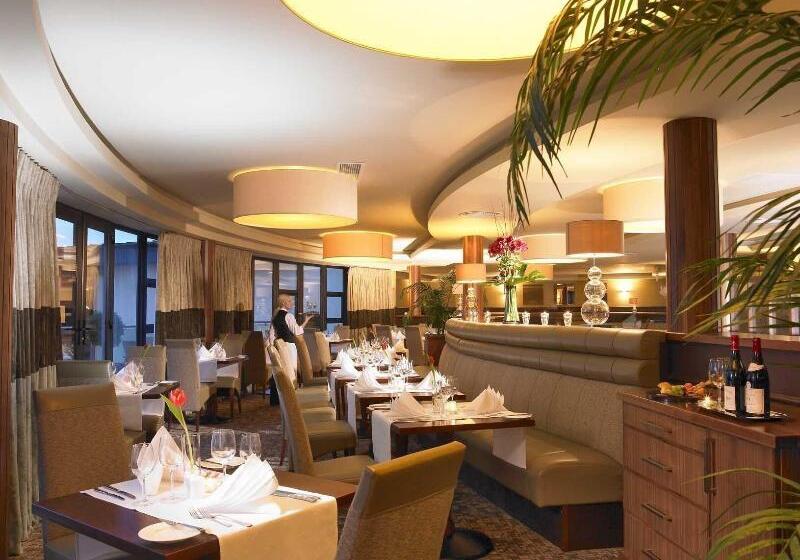 فندق Amber Springs