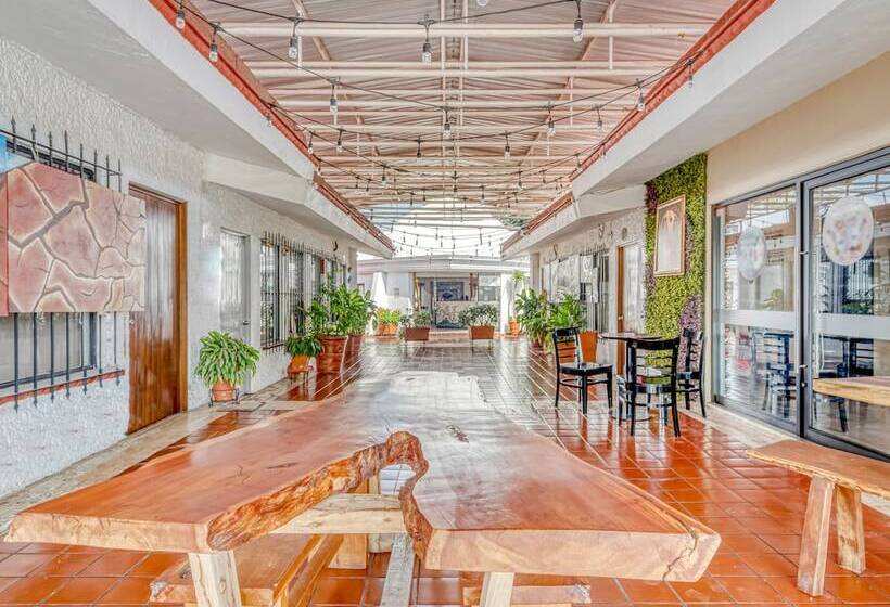 فندق Arana Tonalá