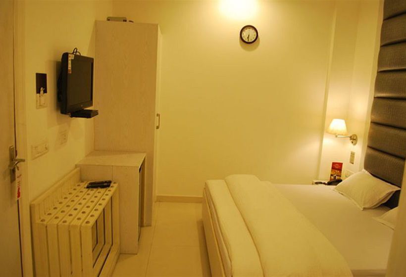 Отель Arina Inn