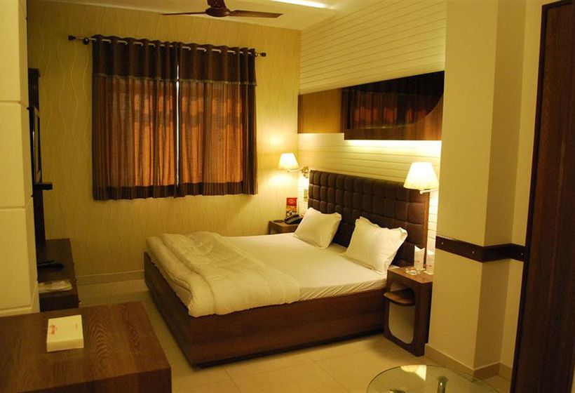 Отель Arina Inn