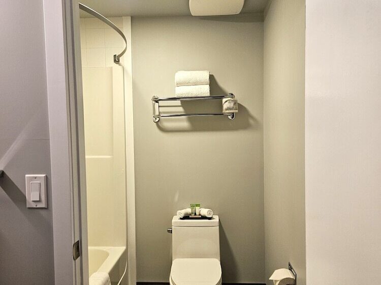 Szálloda The Kanata By Bcminns   Hinton