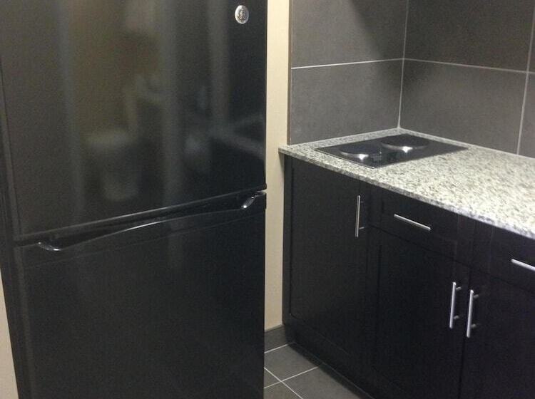 בית מלון כפרי Bcminns  Peace River