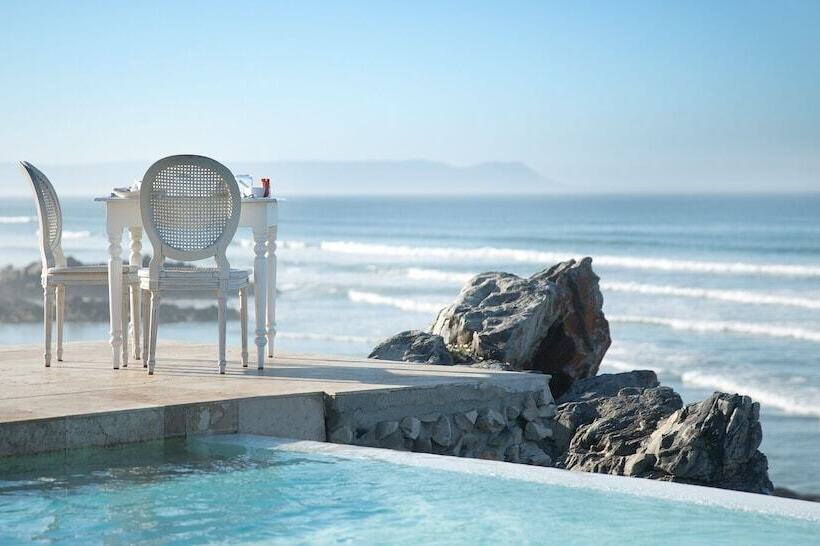 호텔 Birkenhead House