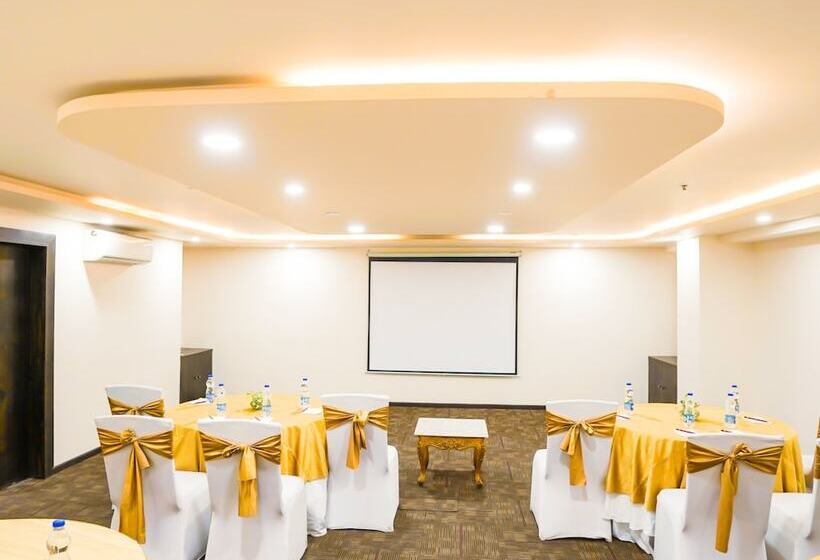 酒店 Bloomsuites I Electronics City