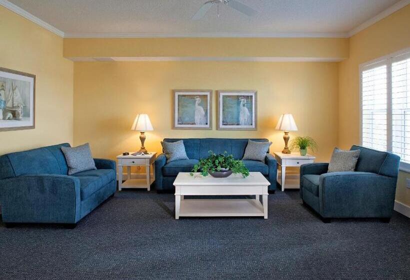 فندق Bluewater By Spinnaker Resorts