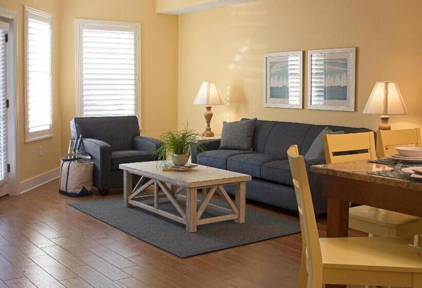 فندق Bluewater By Spinnaker Resorts