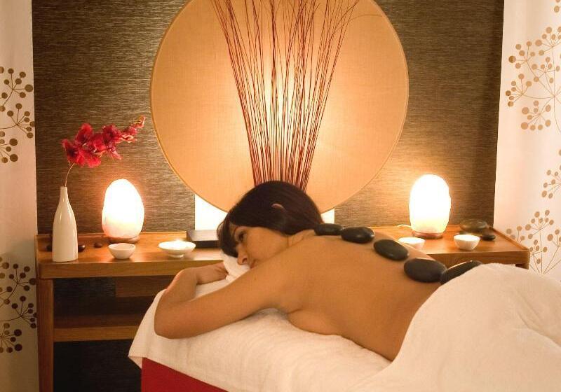 Отель Ca Del Moro Resort