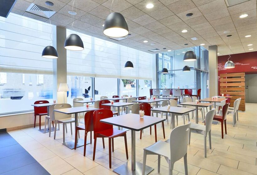 ホテル Campanile La Roche Sur Yon Centre Gare