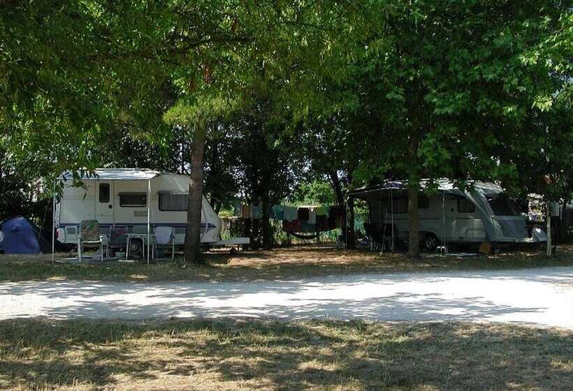 هتل Camping Village Torre Pendente
