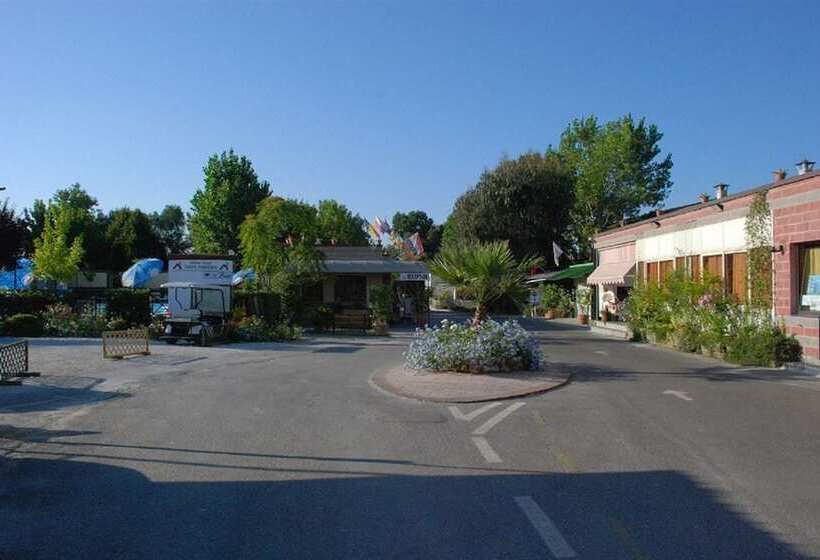 هتل Camping Village Torre Pendente